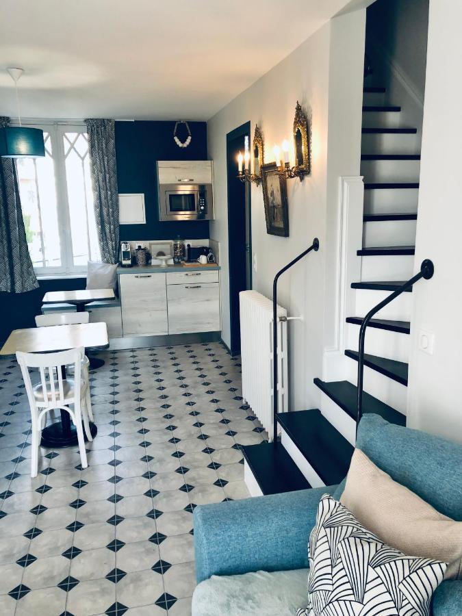 Orpheus Lodge Живерні Екстер'єр фото