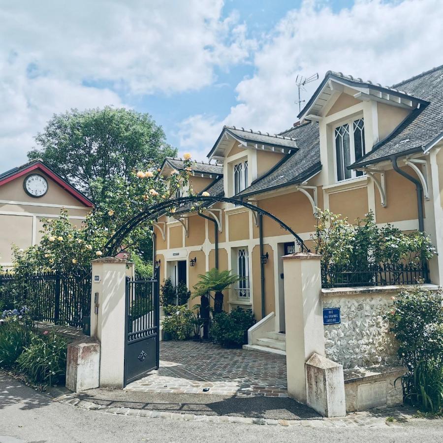 Orpheus Lodge Живерні Екстер'єр фото