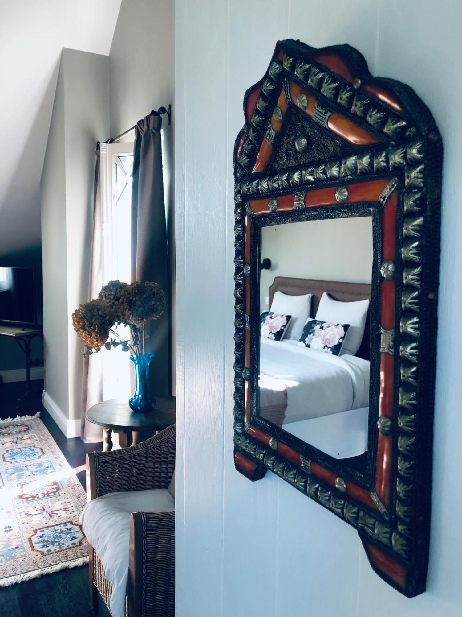 Orpheus Lodge Живерні Екстер'єр фото