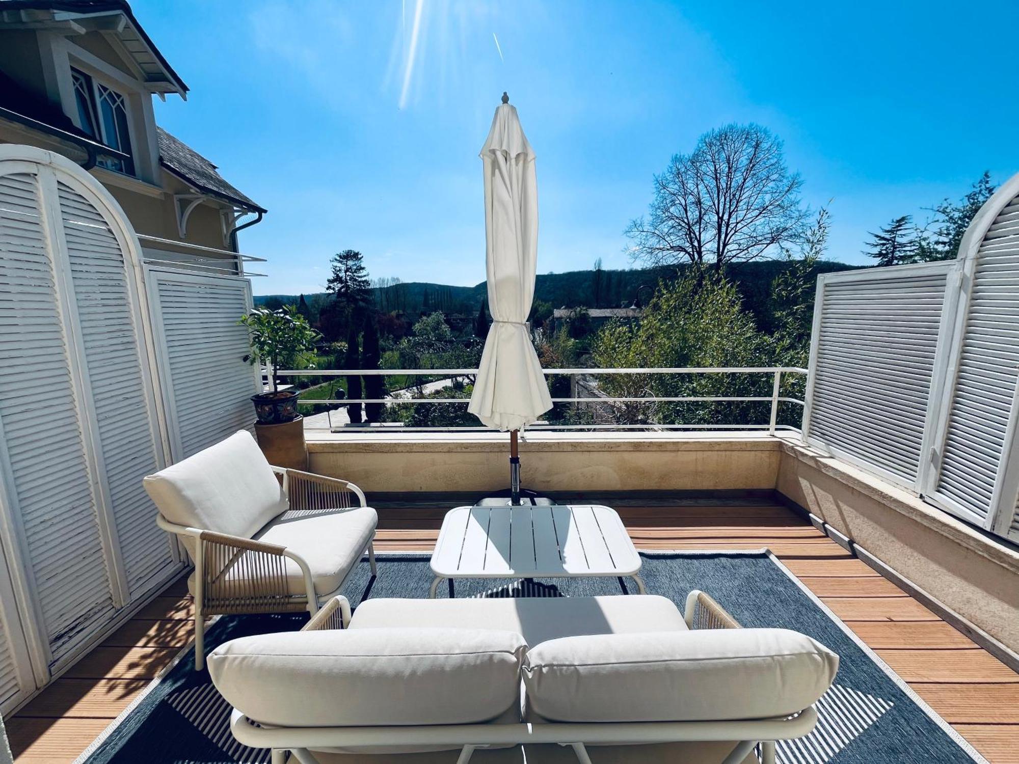 Orpheus Lodge Живерні Екстер'єр фото